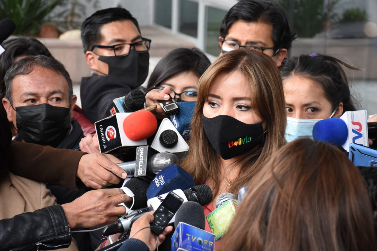  Viceministra Alcón ve débil el paro de la élite cruceña y falta de solidaridad con afectados por un incendio