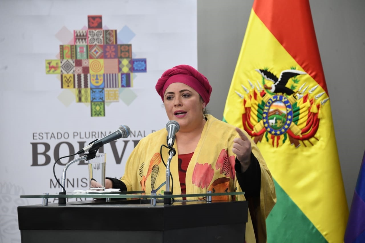 Ministra Prada: Nadie tiene por qué decirnos quién es más cruceño y quién es menos cruceño