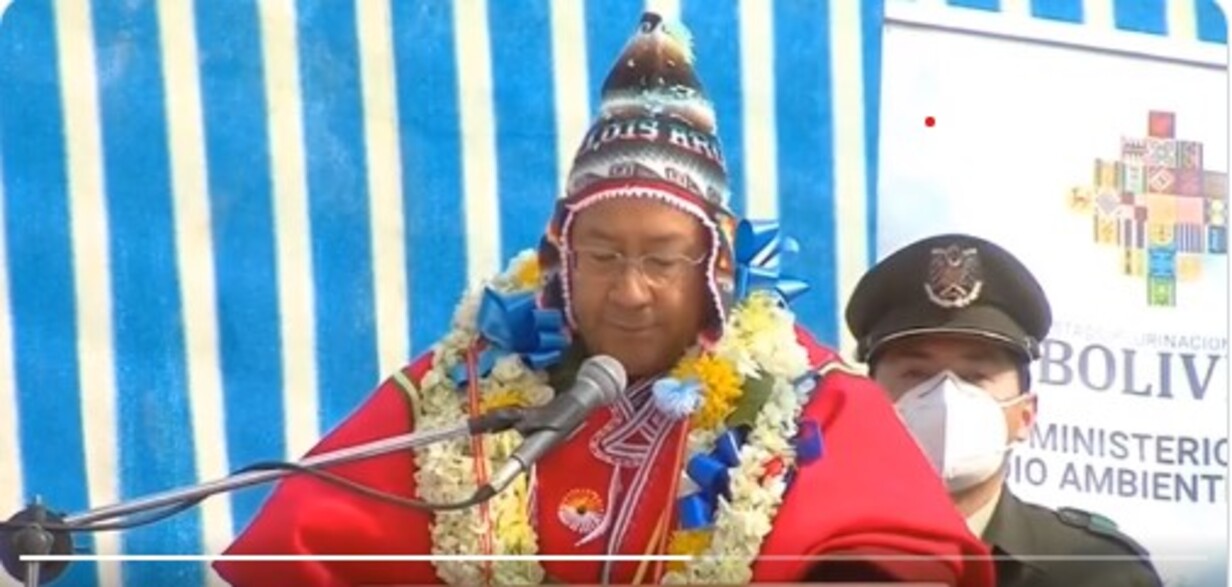 Presidente inicia en Carabuco entrega de obras al departamento en el mes de la paceñidad 