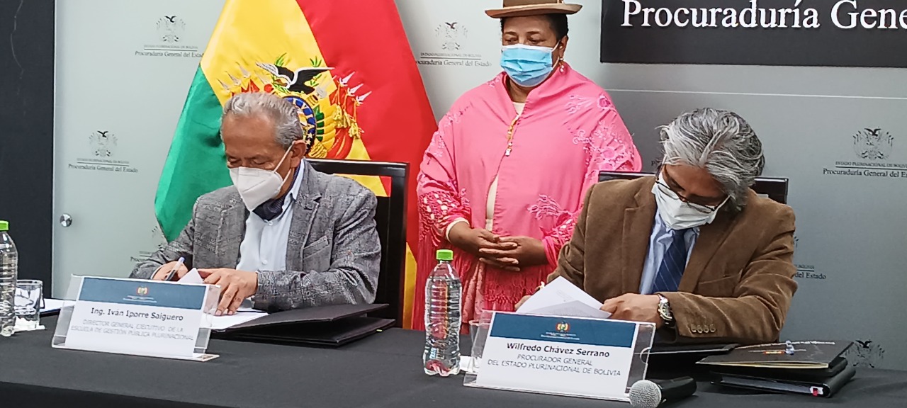 Procuraduría y EGPP firman convenios para ejecución de cuatro diplomados