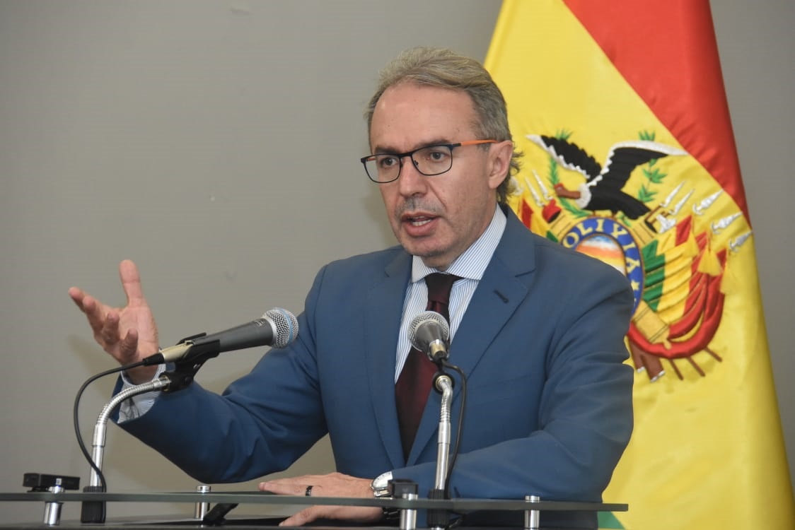 Aprobación de la ley del censo no es “un premio” para Camacho, sino una respuesta a Santa Cruz