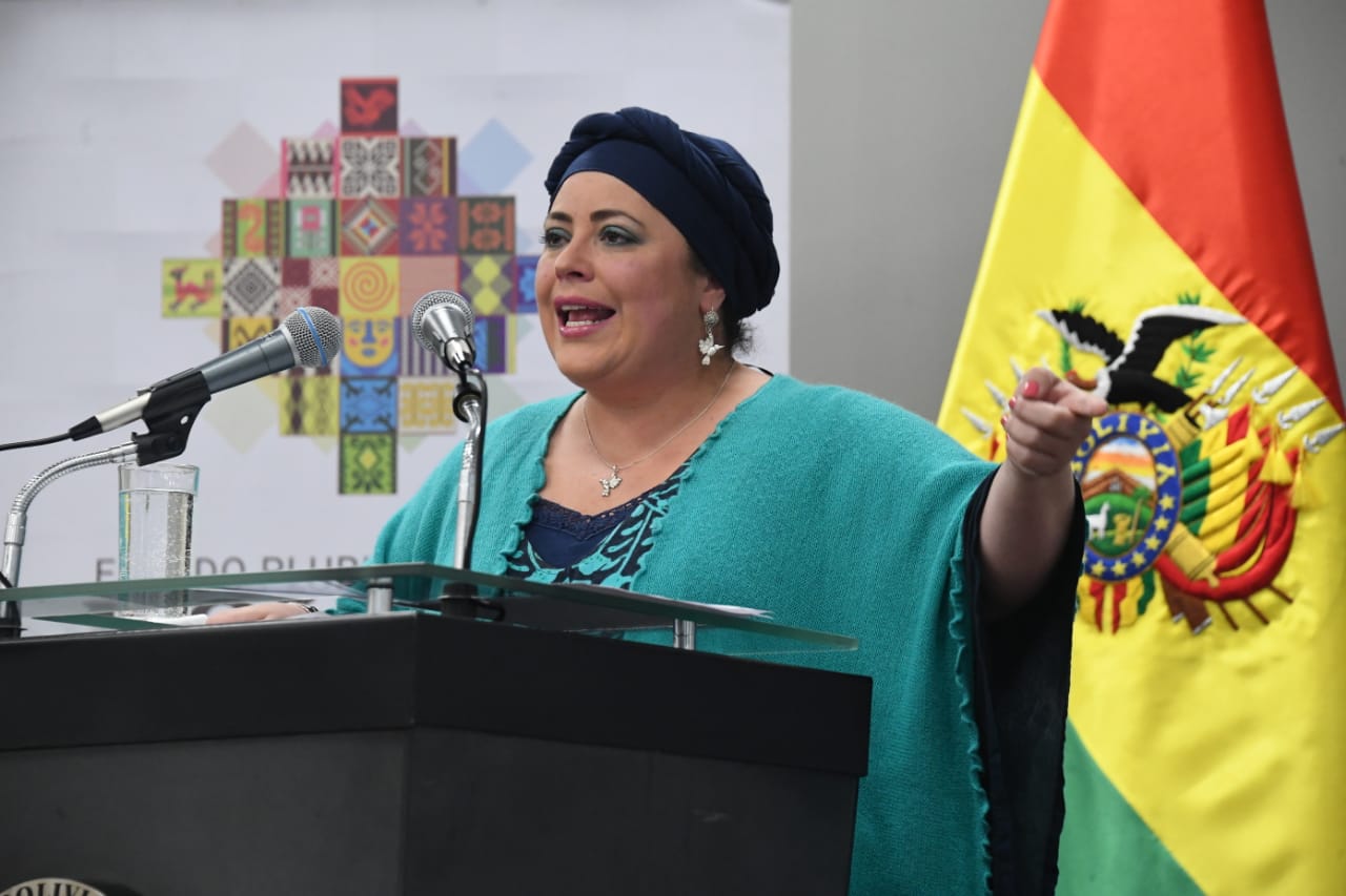 Ministra Prada afirma que pronto se revelará quiénes buscaron que el diálogo censal se rompa