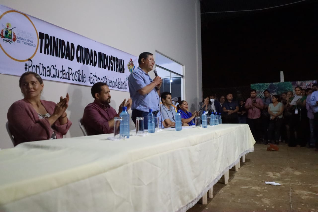 Presidente plantea que Beni y Cochabamba tomen decisión sobre carretera interdepartamental 