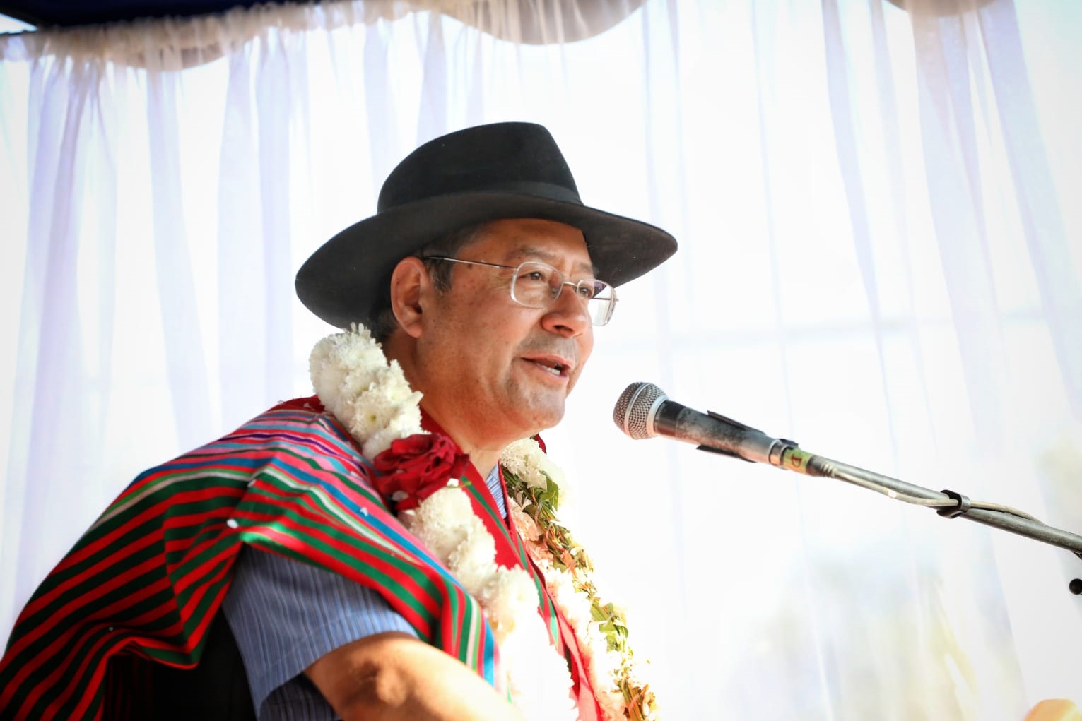 Presidente: Grupos sin relevancia política quieren desestabilizar al Gobierno, pero el pueblo no lo permitirá