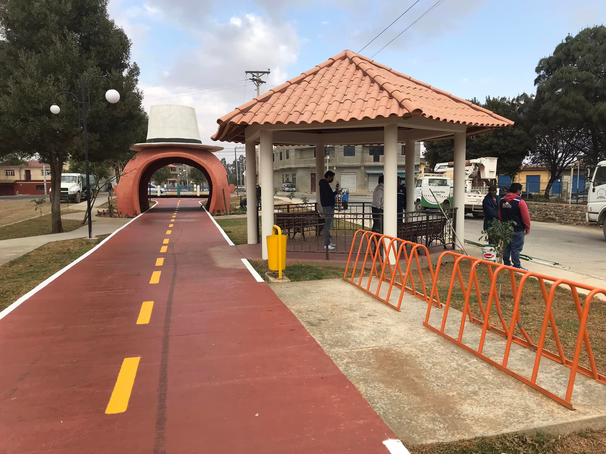 Presidente entrega canalización y revestimiento del río Morro en Punata con inversión de Bs 8,1 millones