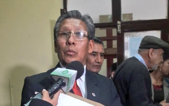 Machado declina su postulación a Defensor del Pueblo y la designación continúa en incertidumbre