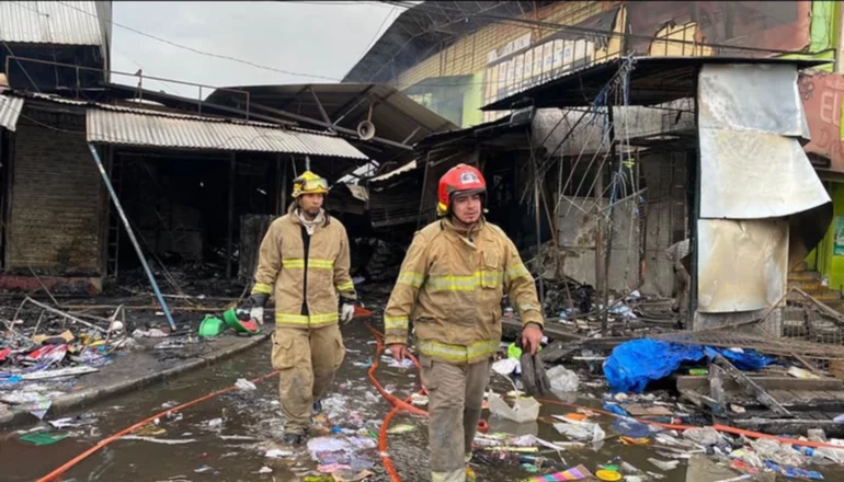 Vocero de cívicos anuncia que pedirá suspender paro por “dolor” de quienes lo perdieron todo en incendio