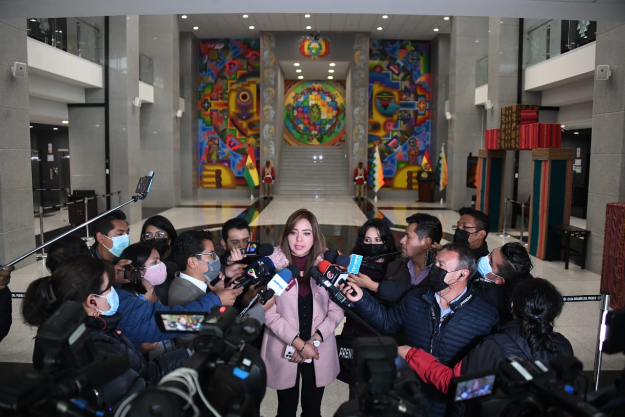 Gobierno reprocha que cívicos argumenten “persecución política” para evadir su responsabilidad por la violencia durante el paro 