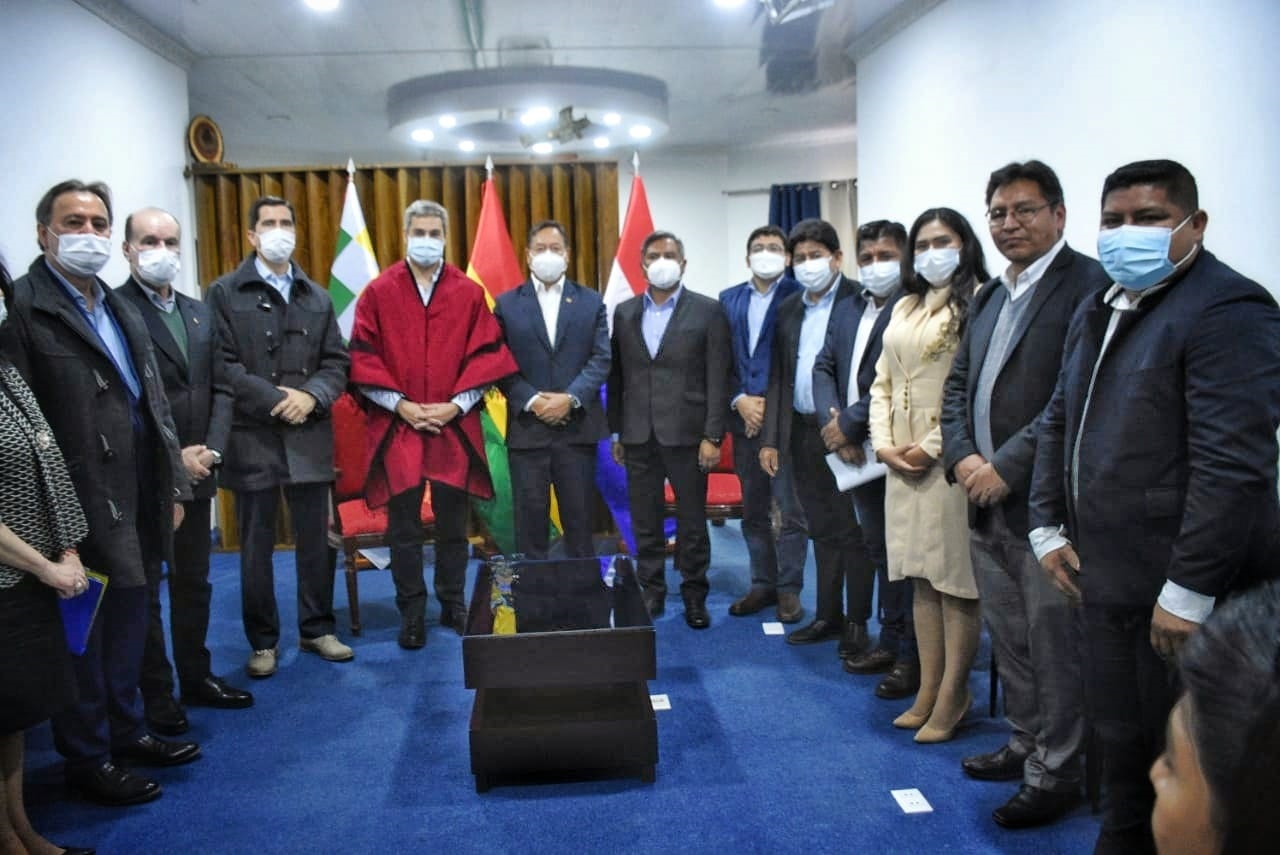 Bolivia y Paraguay acuerdan fortalecer el comercio, el transporte, la hidrovía y el corredor bioceánico