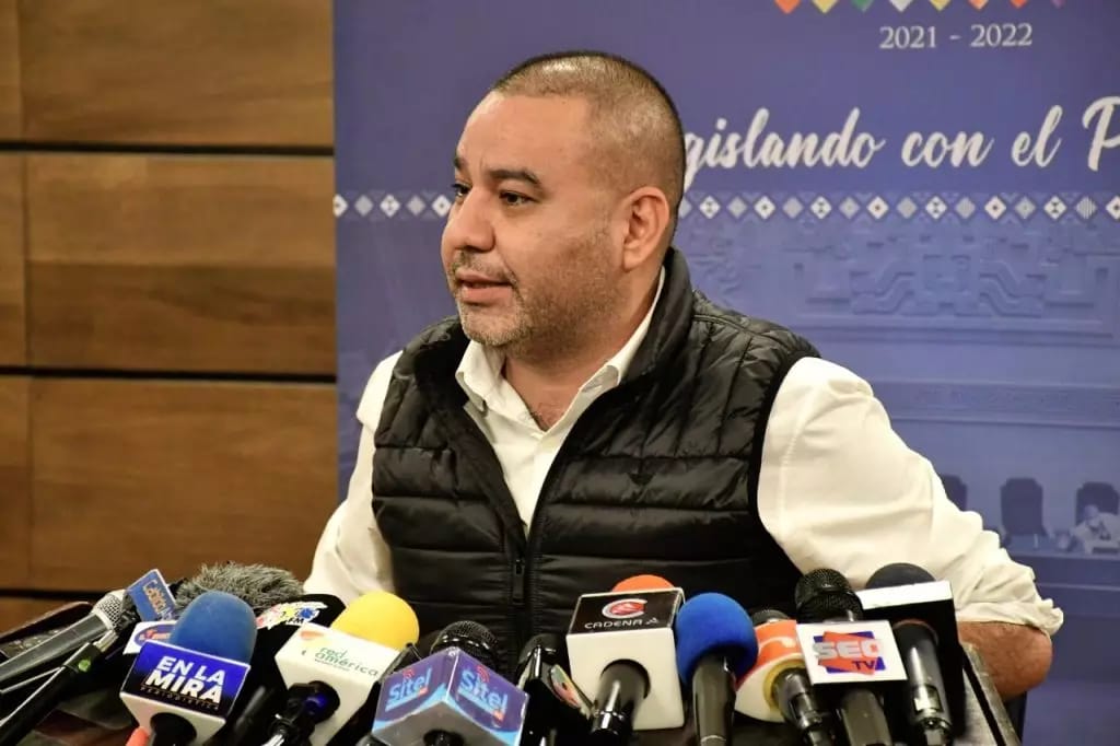 Diputado Céspedes impulsa norma para sancionar con cárcel y multas a “incitadores” de paros