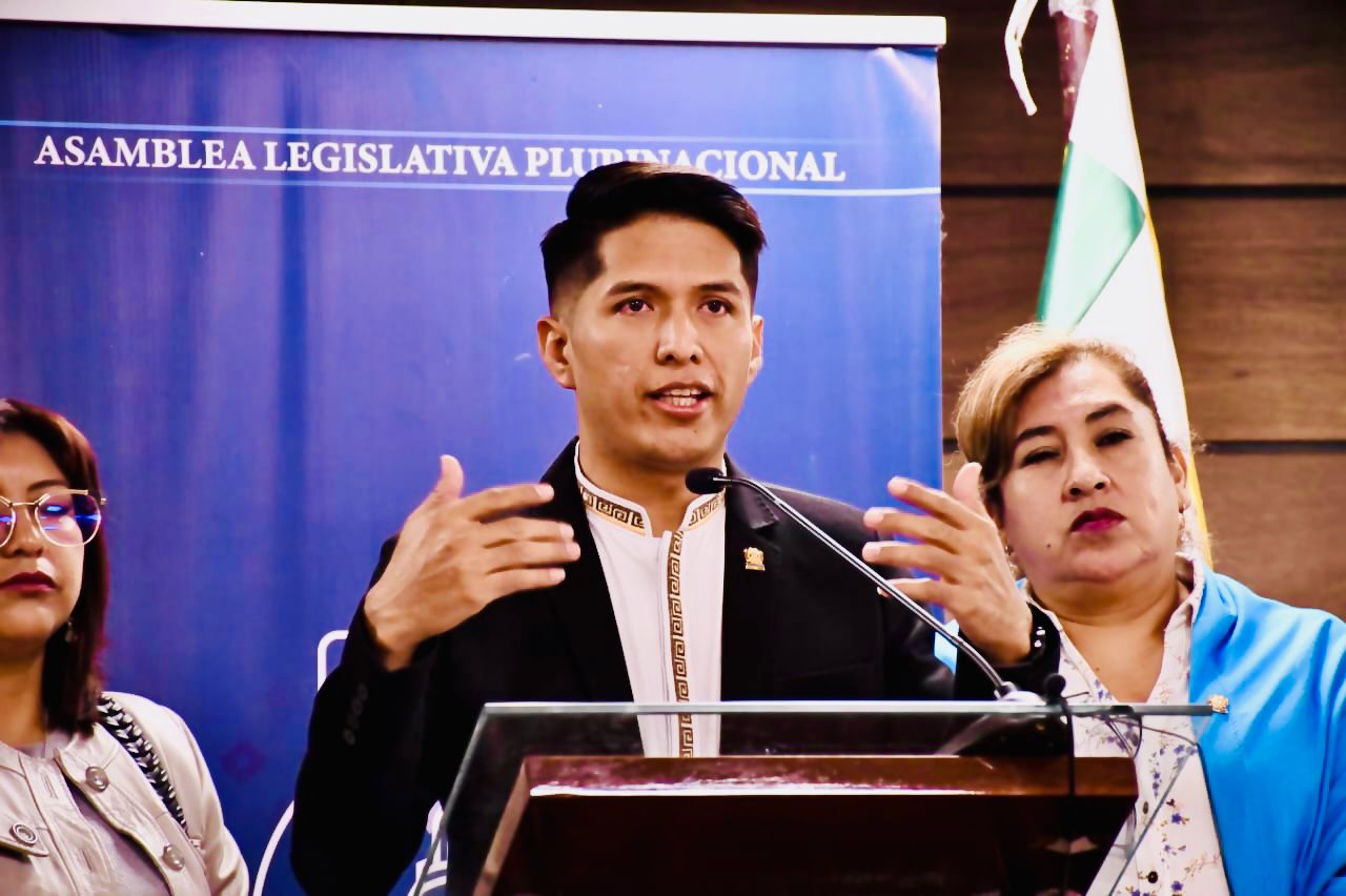 Presidente del Senado espera que proyecto de ley del Censo tome como base Decreto 4824 y no vulnere la Constitución