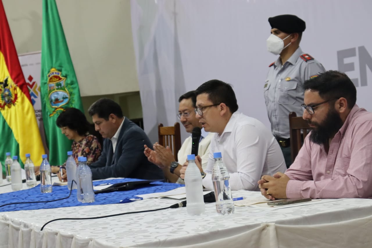 Ministro Cusicanqui apuesta por acuerdos vinculantes en el diálogo por el Censo