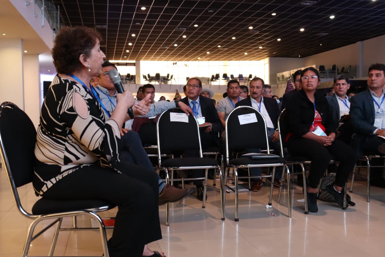 Comité cruceño expuso propuesta censal en 15 minutos