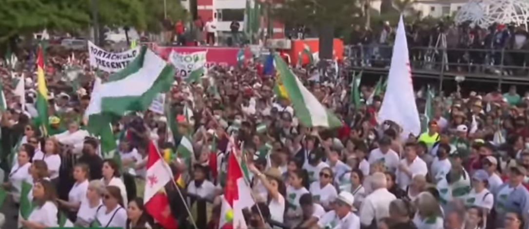 Ministro de Gobierno asegura que transportistas y gremiales superan “abismalmente” las 200.000 personas del cabildo cruceño