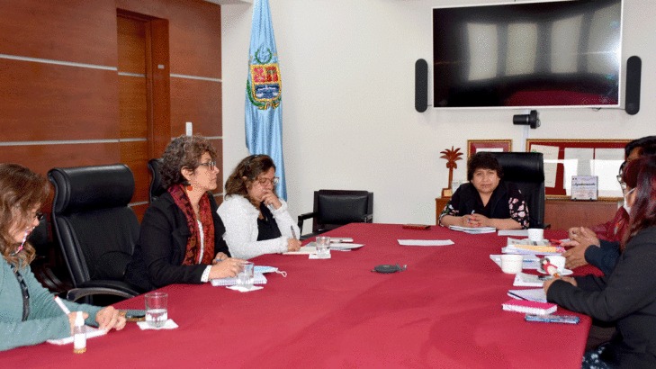 TSE y Coordinadora de la Mujer impulsan participación femenina en partidos políticos