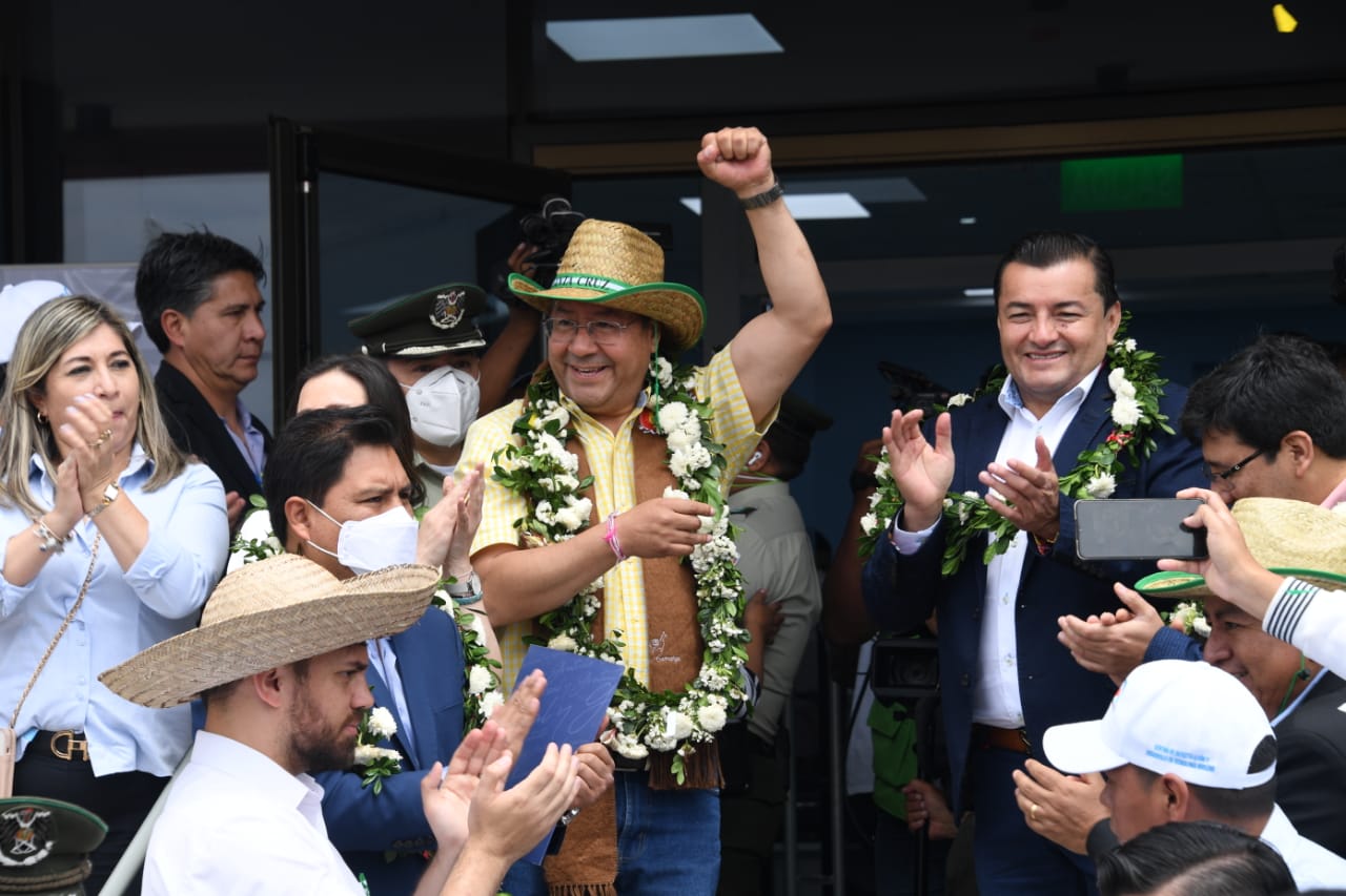 Presidente destaca coordinación con el alcalde de Santa Cruz y afirma que la prioridad es hacer obras para el pueblo