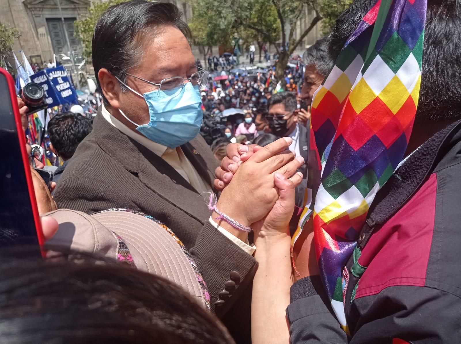 Organizaciones sociales celebran la recuperación de la democracia y expresan respaldo al Gobierno