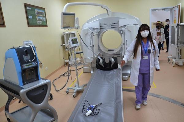 La medicina nuclear impulsa a Bolivia como referente en la lucha contra el cáncer