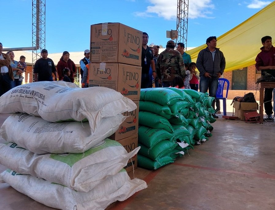 Gobierno entrega ayuda humanitaria a comunidades guaraníes afectadas por la sequía