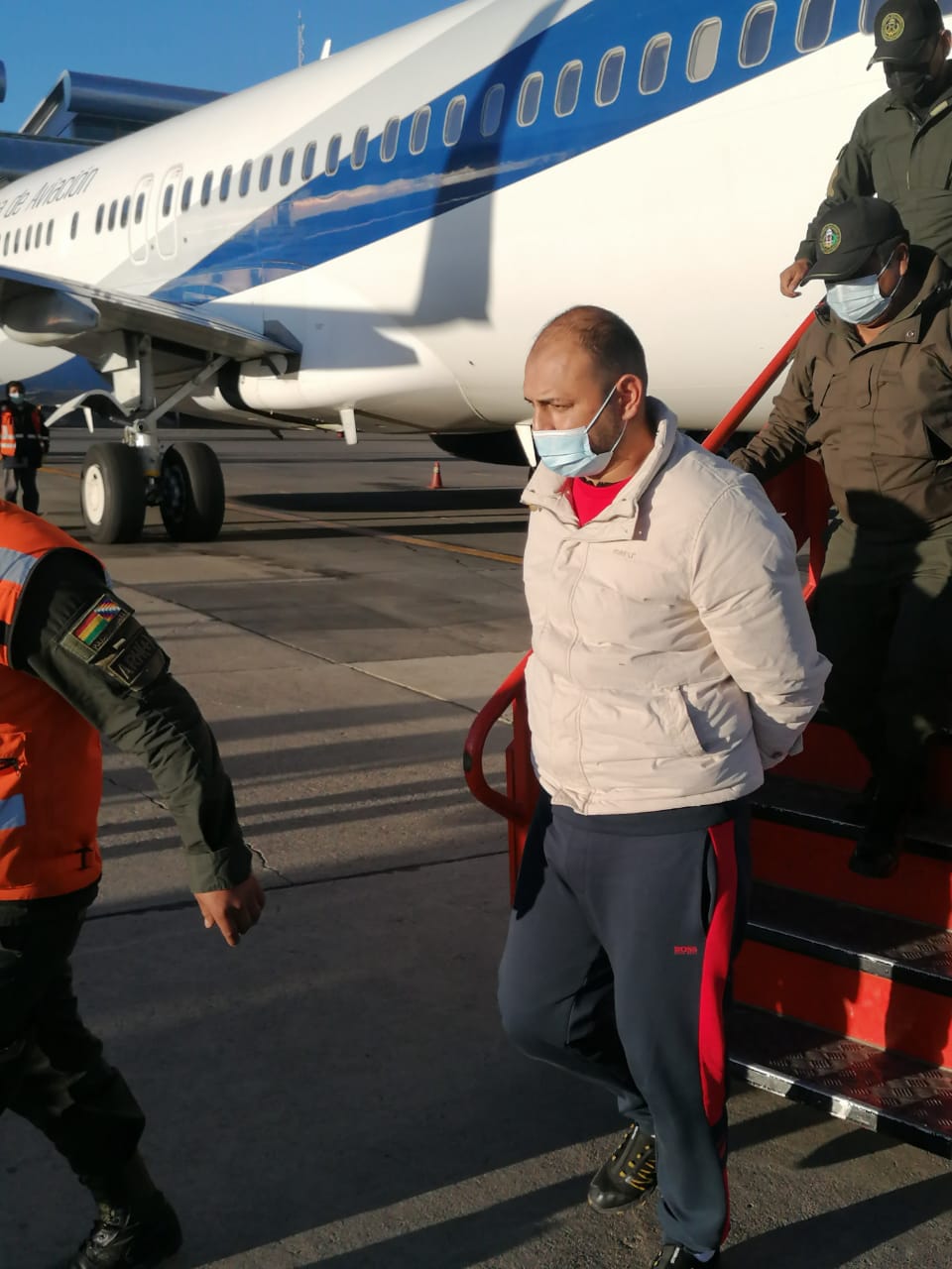 Juez de La Guardia ordena traslado a Santa Cruz de Nallar, acusado por el asesinato de dos policías y un voluntario