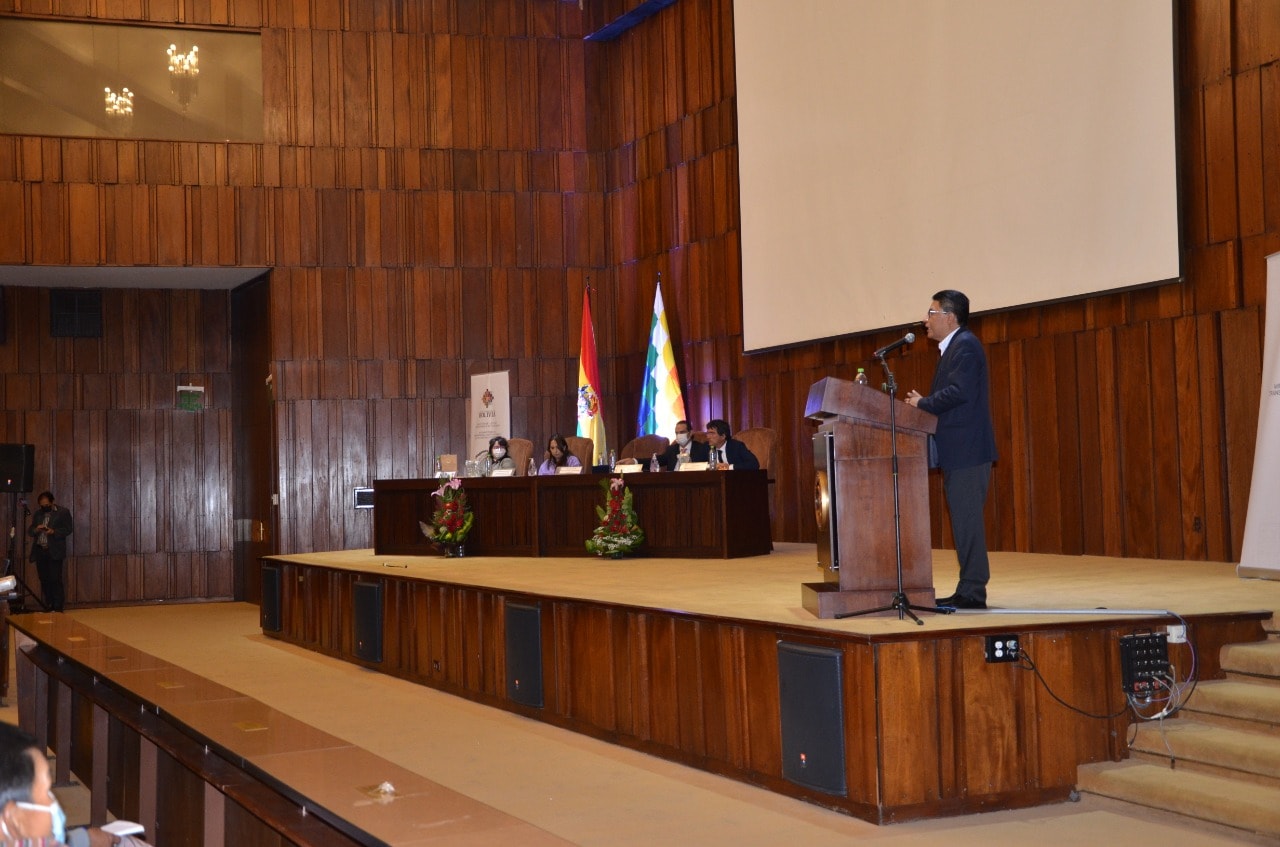 Ministro Lima asegura que la libertad de expresión debe excluir “el discurso de odio” y justificaciones de masacres