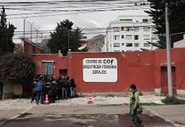 Régimen Penitenciario aísla a cinco privadas de libertad por Covid-19 en penal de Obrajes