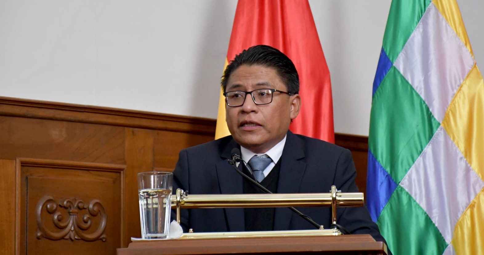 El ministro de Justicia exige a Carlos Mesa ser respetuoso de la independencia judicial 