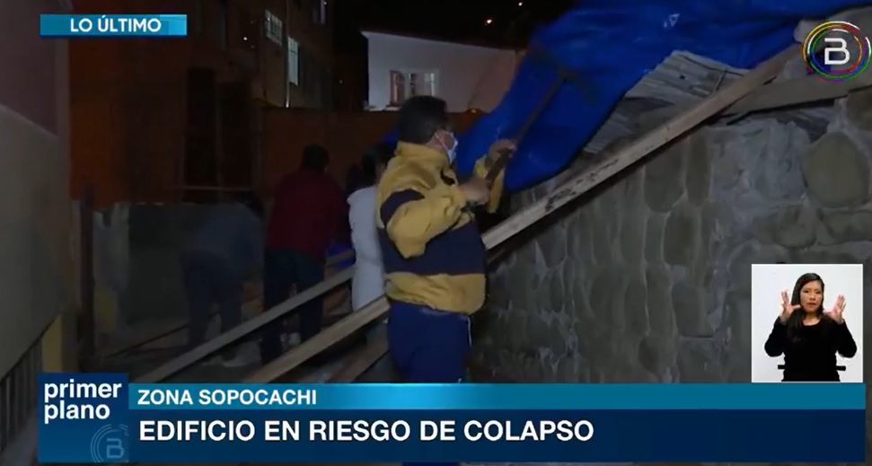 Vecinos del barrio Sopocachi de La Paz en emergencia ante riesgo de colapso de un edificio
