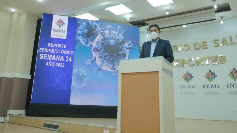 Bolivia reporta reducción del 36% en casos COVID-19 y evaluará uso opcional de barbijo en espacios abiertos