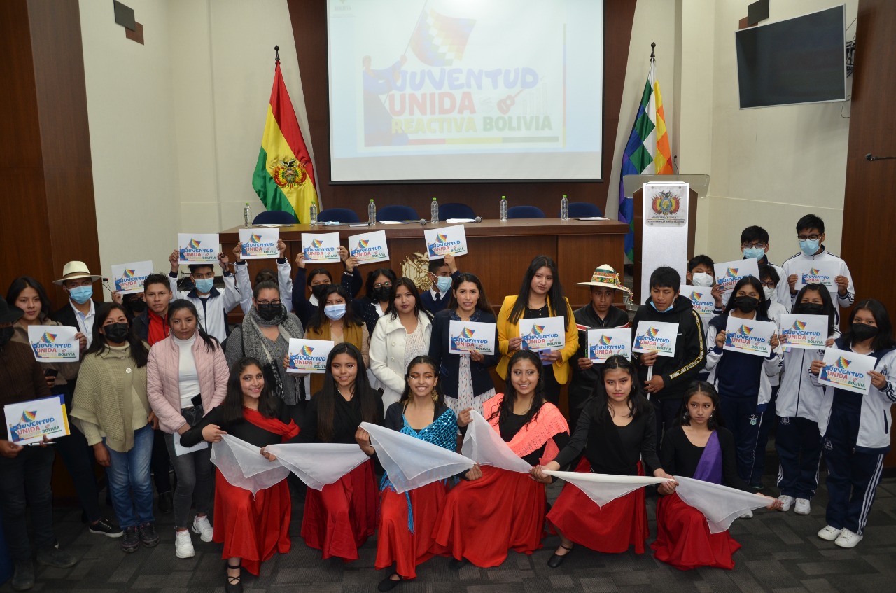 Justicia presenta la agenda del Mes de la Juventud Boliviana