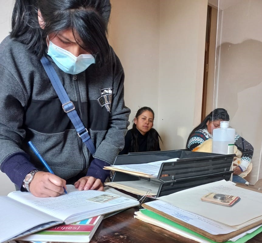 Ministerio de Trabajo interviene y logra pago de sueldos adeudados a una vendedora de juguetes y a un trabajador de la construcción 