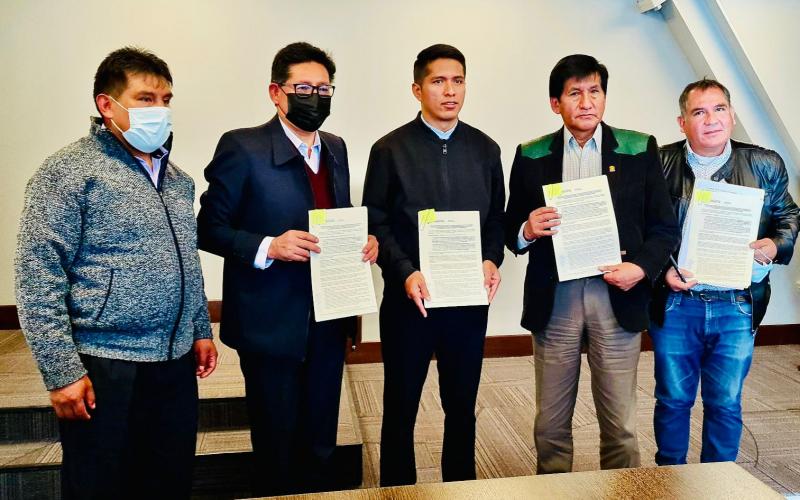 Educación suscribe convenio con el Senado para fortalecer políticas en ciencia, tecnología e innovación