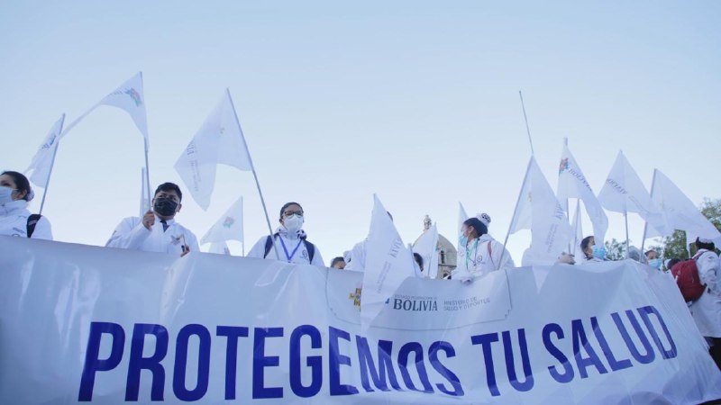 Educación: La vacuna contra la COVID-19 es importante para mantener las clases presenciales