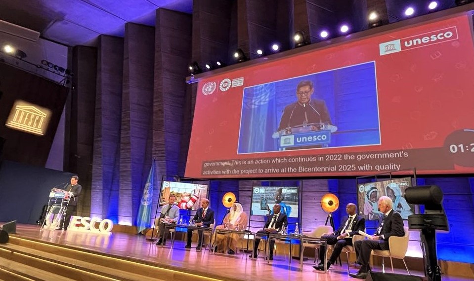 Bolivia reafirma su compromiso de garantizar el derecho a la educación en precumbre internacional