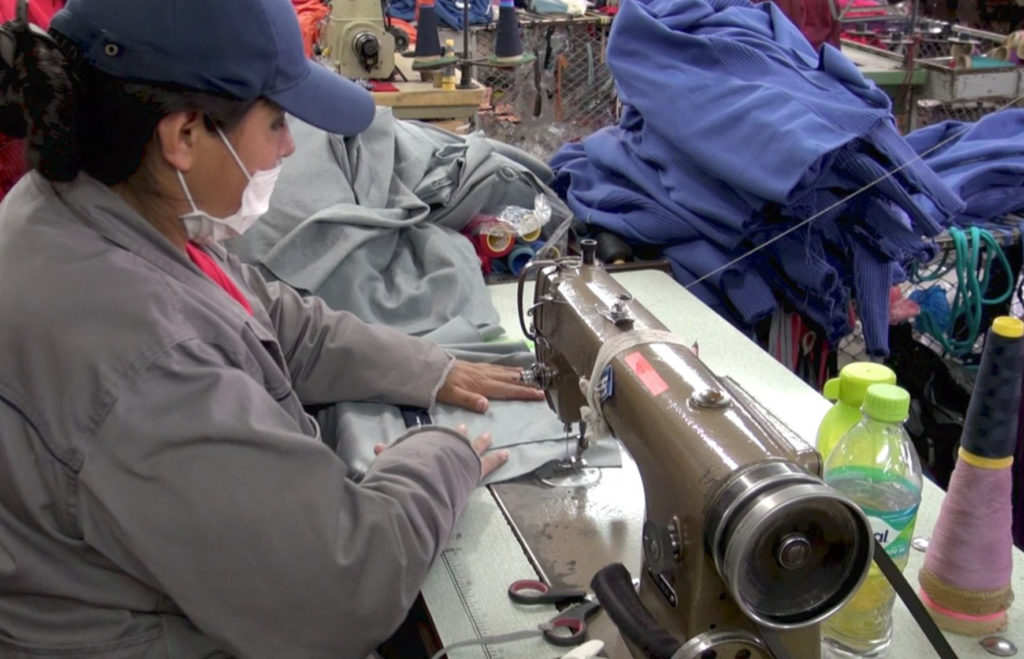 Las trabajadoras tienen asueto de mediodía por el Día de la Mujer