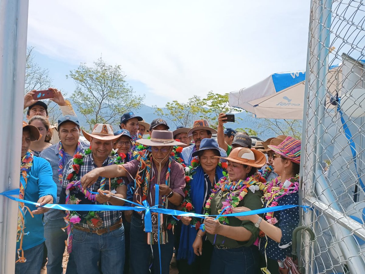 Comunidades guaraníes de Monteagudo acceden a telefonía con dos radio bases de Entel