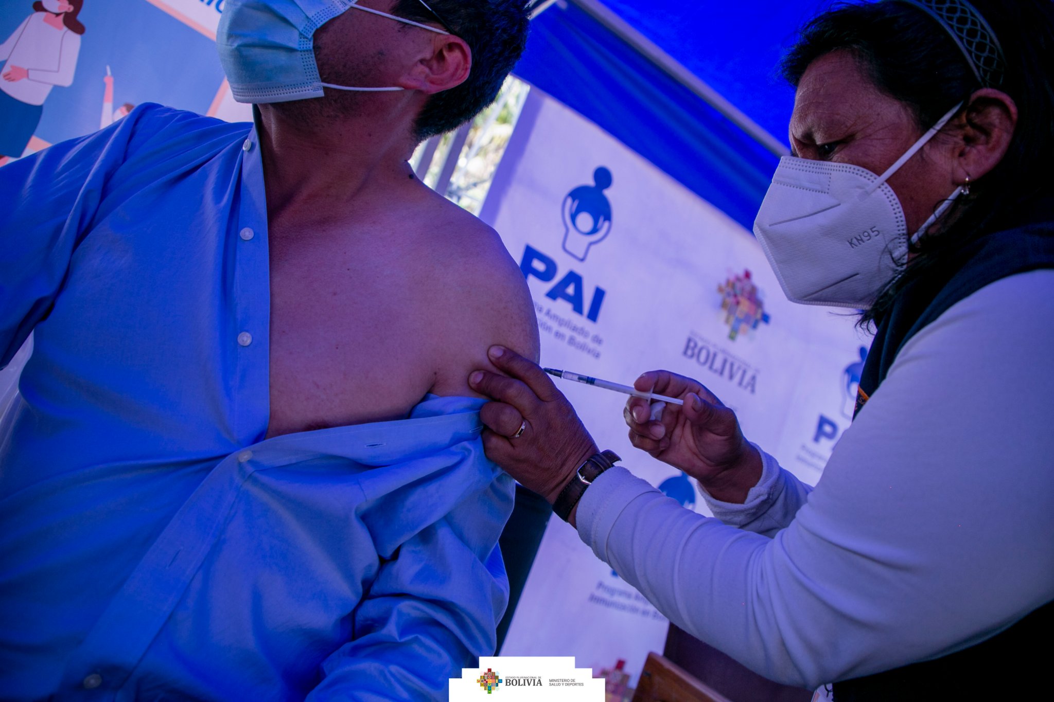 El 60% de la población tiene el esquema completo de vacunación anti Covid-19