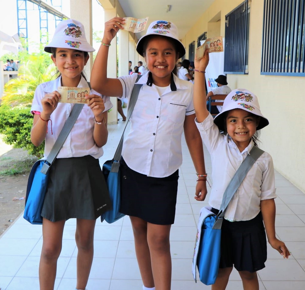 Bono Juancito Pinto llega a 1.750.265 estudiantes de todo el país