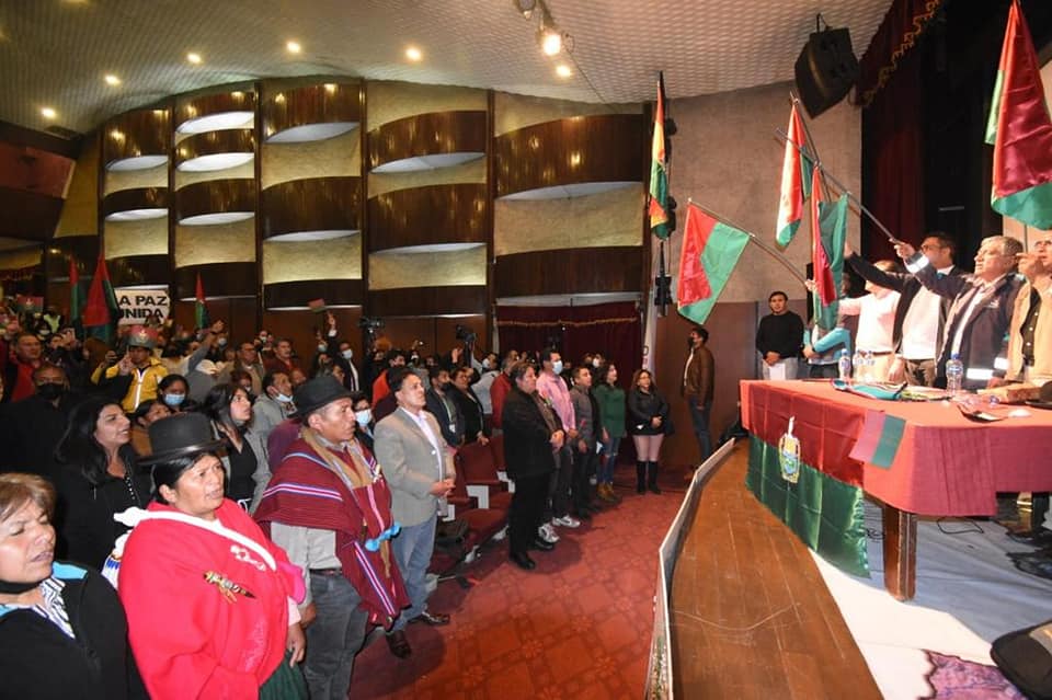 Concejala denuncia que Arias “instrumentalizó” la Asamblea de la Paceñidad para alinearse con Camacho