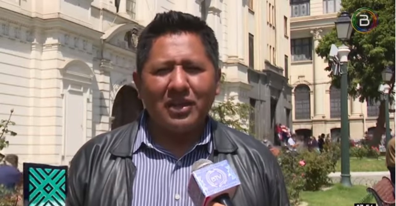 Transporte libre y cívicos de La Paz rechazan paros y exigen respeto al derecho al trabajo