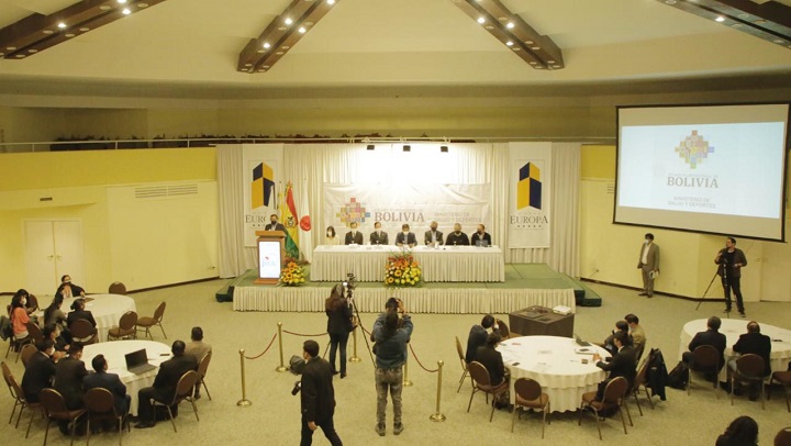 Bolivia y Japón concluyen programa de fortalecimiento para profesionales SAFCI