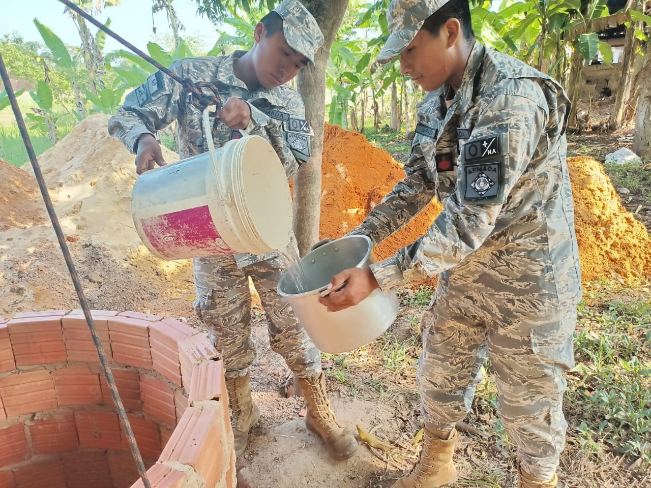 Armada concluye construcción de pozos de agua en las capitanías de Abuná y Manu