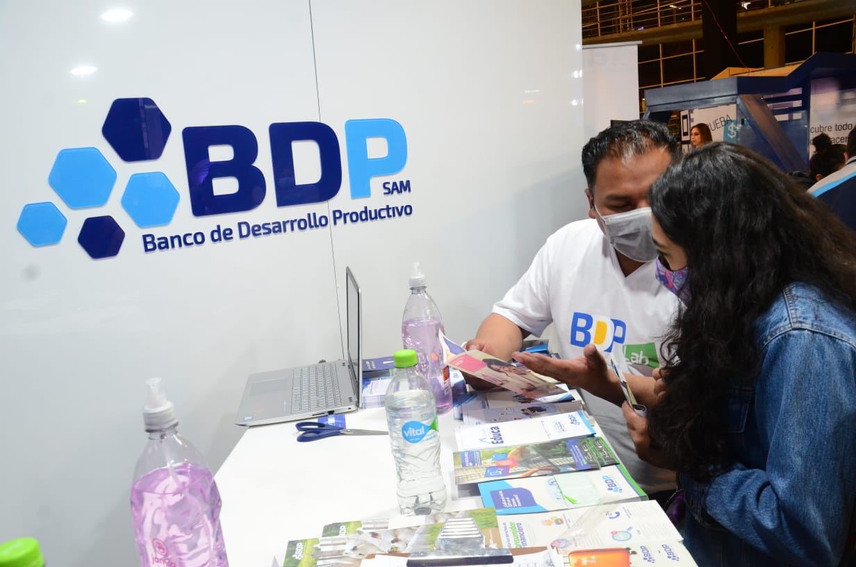 BDP hace conocer los créditos productivos y asistencia técnica en la feria de Servicios Financieros