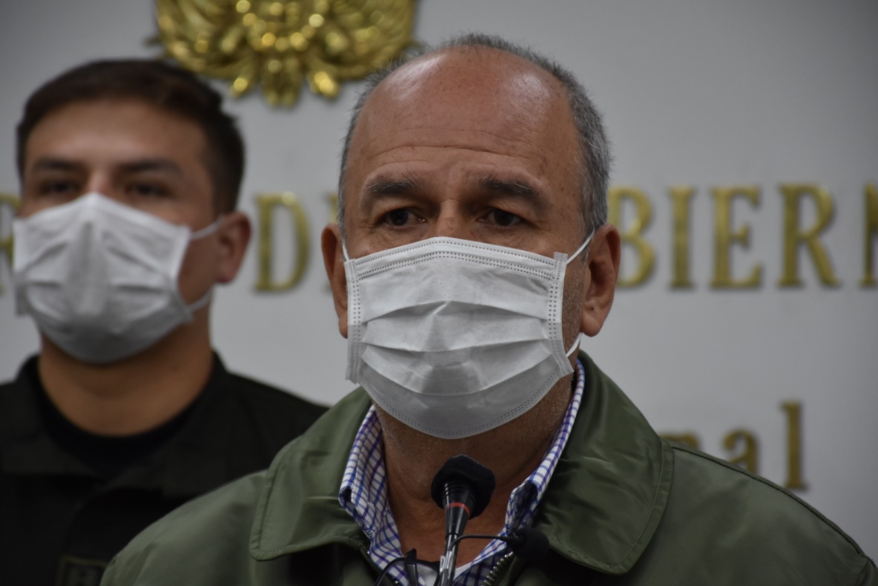Abogado se suma a las denuncias contra Murillo por préstamo de gases lacrimógenos y apunta a Ecuador