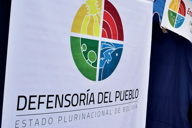 Defensoría del Pueblo rechaza paro médico tras la promulgación de la Ley de Emergencia Sanitaria