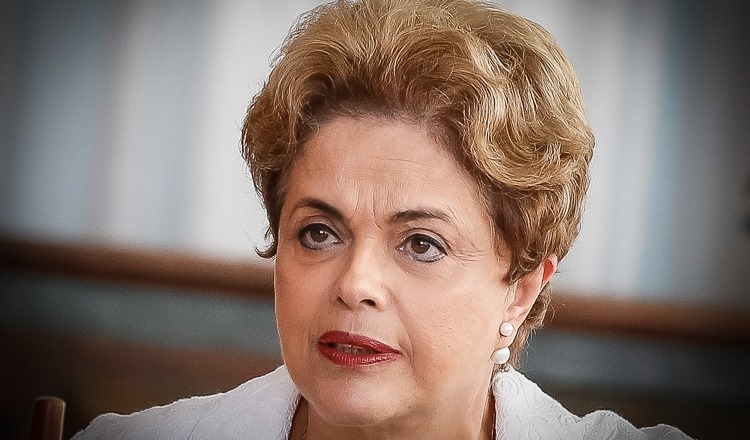 Dilma Rousseff repudia injerencia de la OEA en asuntos internos de Bolivia
