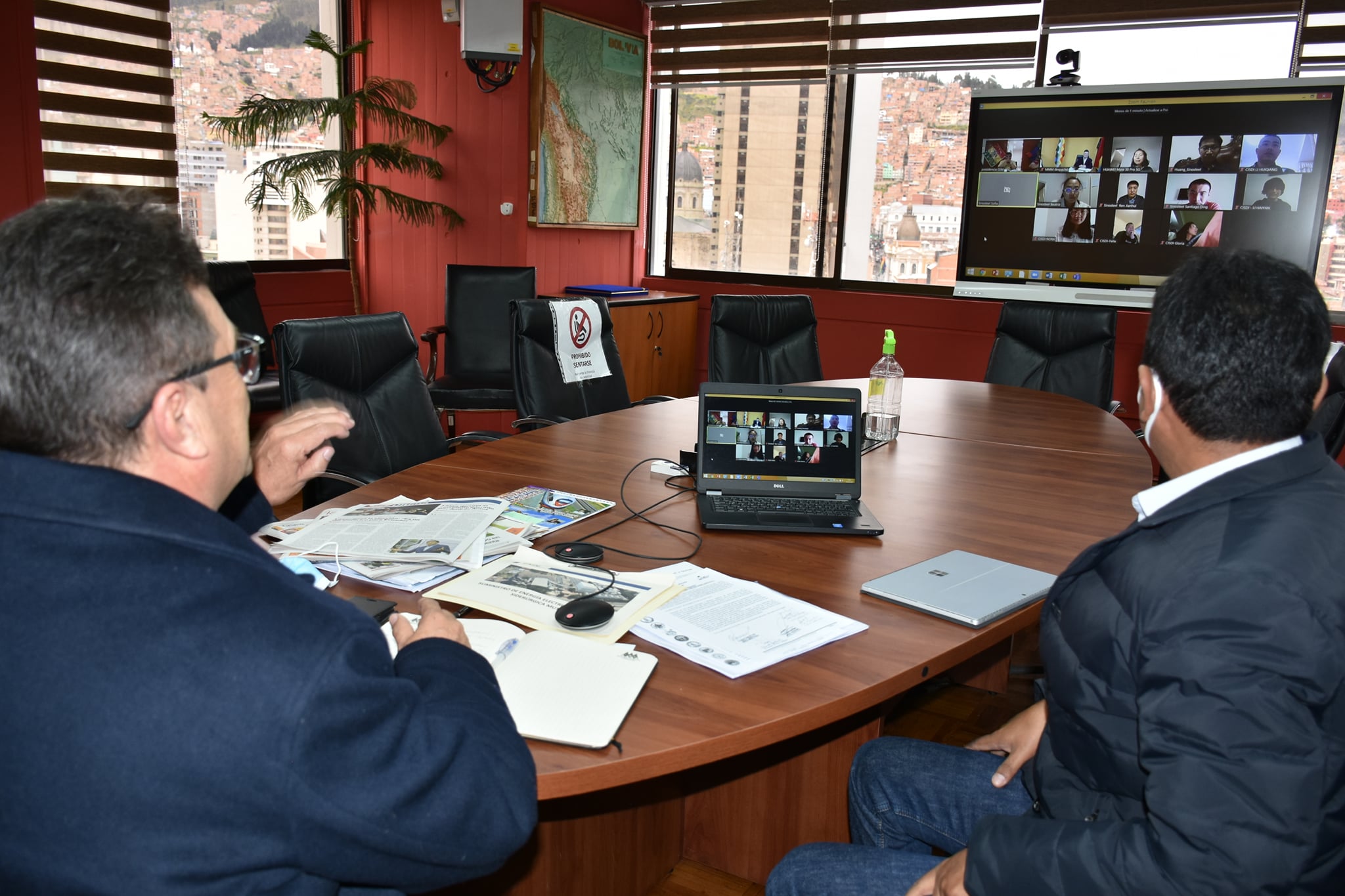 Gobierno y la empresa china Sinosteel avanzan en la construcción de la planta del Mutún