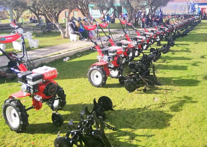 Gobierno fortalece la producción de los agricultores de Laja