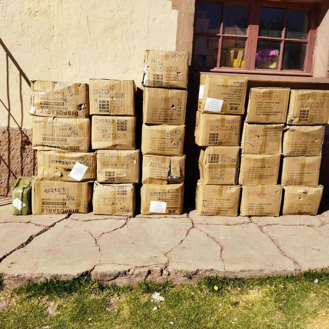 Aduana comisa mercancía valuada en Bs 350.000 mediante operativos en La Paz