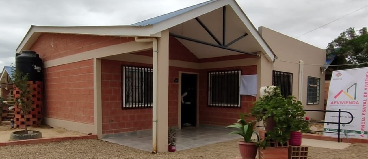 Gobierno benefició con viviendas a 29.491 bolivianos de sectores vulnerables en 2021